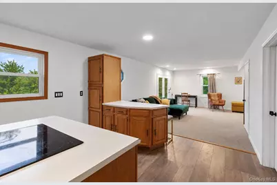 28 Beaverbrook Road, New Windsor, NY 12553 - Photo 6