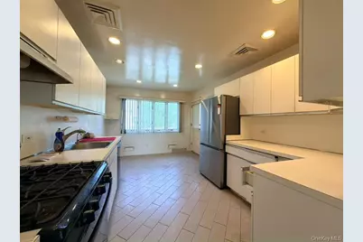 925 Northern Boulevard, Baldwin, NY 11510 - Photo 10