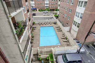 740 E Broadway, Long Beach, NY 11561 - Photo 14