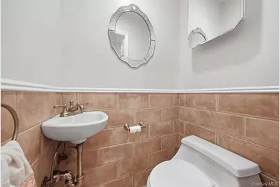 64-62 82nd Place, Middle Village, NY 11379 - Photo 10