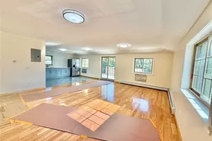 1604 Robertson Pl, Bronx, NY 10465 - Photo 14