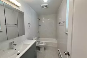 1604 Robertson Pl, Bronx, NY 10465 - Photo 10