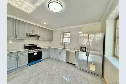 1604 Robertson Place, Bronx, NY 10465 - Photo 2