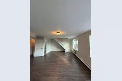 803 Astoria Boulevard #3, Astoria, NY 11102 - Photo 2