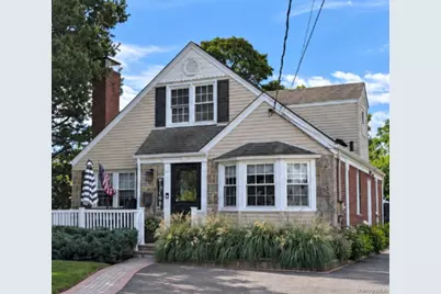 2 Windsor Place, Lynbrook, NY 11563 - Photo 1