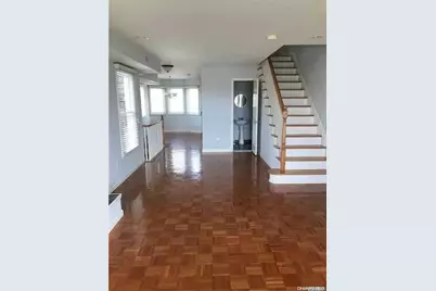 59 Sintsink Drive W #B, Port Washington, NY 11050 - Photo 2