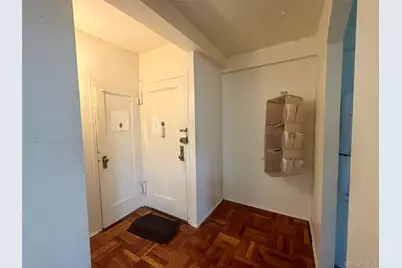 2049 McGraw Avenue #6H, Bronx, NY 10462 - Photo 4