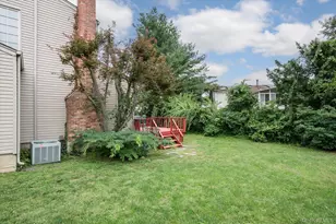 73 Anndom Ct, North Babylon, NY 11703 - Photo 28
