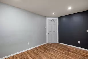 73 Anndom Ct, North Babylon, NY 11703 - Photo 24