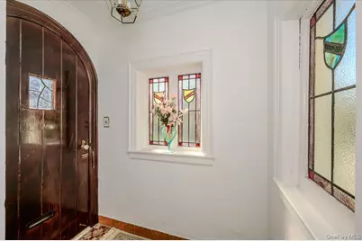 2222 Fenton Avenue, Bronx, NY 10469 - Photo 2