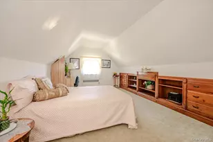 2222 Fenton Ave, Bronx, NY 10469 - Photo 12