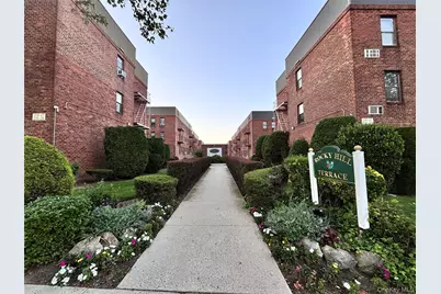 215-37 48th Ave #2B, Bayside, NY 11361 - Photo 2
