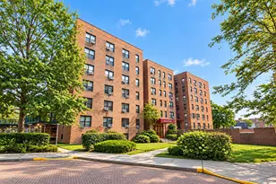150-40 71st Ave, Flushing, NY 11367 - Photo 16