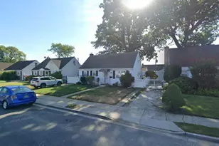 178 Warwick Rd, Elmont, NY 11003 - Photo 1