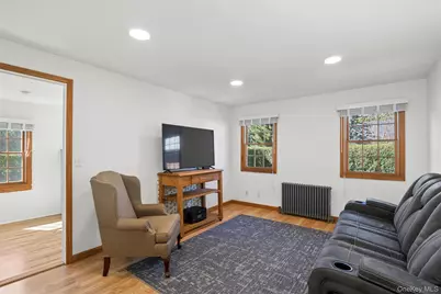 75 Champlin Avenue, Bellport, NY 11713 - Photo 18