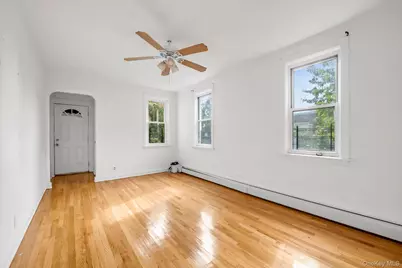 1930 Colden Avenue, Bronx, NY 10462 - Photo 4