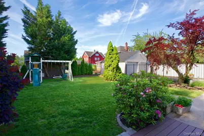 444 Lakeview Avenue, Rockville Centre, NY 11570 - Photo 28