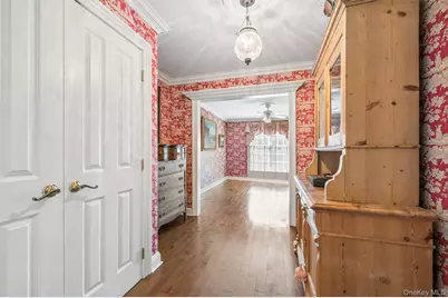 810 David Whites Lane, Southampton, NY 11968 - Photo 6