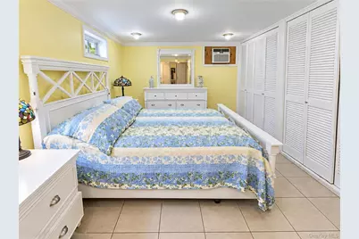 162-18 96th Street, Howard Beach, NY 11414 - Photo 16