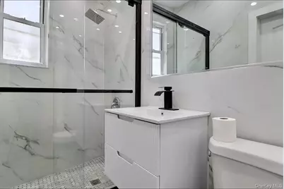 7529 62nd Street, Glendale, NY 11385 - Photo 14