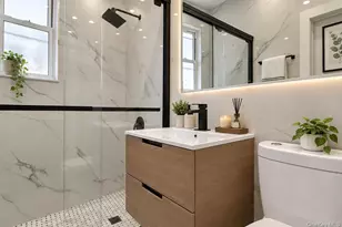 75-29 62nd St, Glendale, NY 11385 - Photo 6