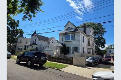 9424 107th Street, Ozone Park, NY 11416 - Photo 2