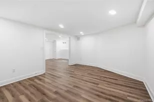 304 Kilburn Rd S, Garden City, NY 11530 - Photo 18