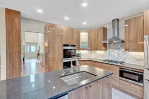 11 Tina Ln, Mount Sinai, NY 11766 - Photo 16