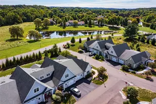 69 Oakwood Ln, Rhinebeck, NY 12572 - Photo 6