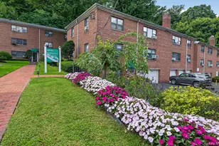 317 Main St, Roslyn, NY 11576 - Photo 18