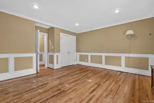 317 Main St, Roslyn, NY 11576 - Photo 10
