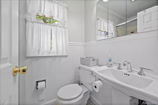 26 Rose St, White Plains, NY 10605 - Photo 14