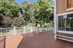 37 Pheasant Run Rd, Pleasantville, NY 10570 - Photo 32