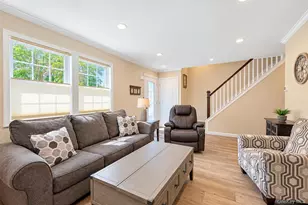 2 Adams Commons, Yaphank, NY 11980 - Photo 10