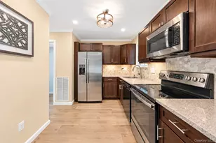2 Adams Commons, Yaphank, NY 11980 - Photo 14