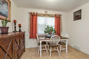 12 Kingston St, Elmont, NY 11003 - Photo 6