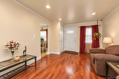 12 Kingston Street, Elmont, NY 11003 - Photo 4