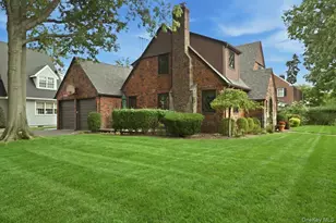 119 Somerset Ave, Garden City, NY 11530 - Photo 24