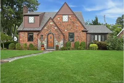 119 Somerset Avenue, Garden City, NY 11530 - Photo 1