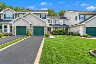 23 Willow Wood Dr, East Setauket, NY 11733 - Photo 4