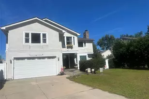 5 Vivona Ct, Bayville, NY 11709 - Photo 4