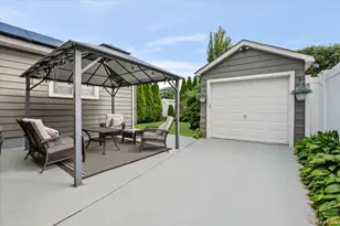 11 Belt St, North Bellmore, NY 11710 - Photo 24