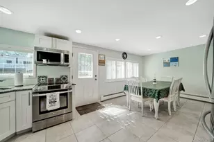 113 N Lewis Ave, Lindenhurst, NY 11757 - Photo 26
