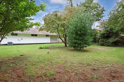 21 Dewey Road, Commack, NY 11725 - Photo 34