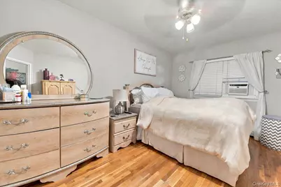 1512 Stadium Avenue, Bronx, NY 10465 - Photo 4