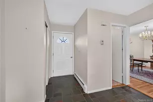 15 Country Ct, Hicksville, NY 11801 - Photo 6