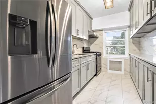 26-25 Union St, Flushing, NY 11354 - Photo 12