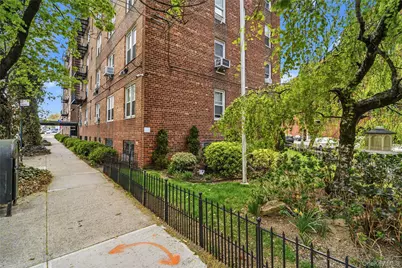 7510 Yellowstone Boulevard #2C, Rego Park, NY 11374 - Photo 20