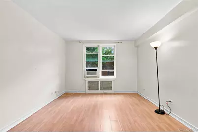 7510 Yellowstone Boulevard #2C, Rego Park, NY 11374 - Photo 18
