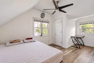 561 Parker Ave, Levittown, NY 11756 - Photo 14